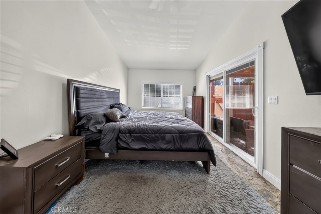7959 Bothwell Road Property Photo 32