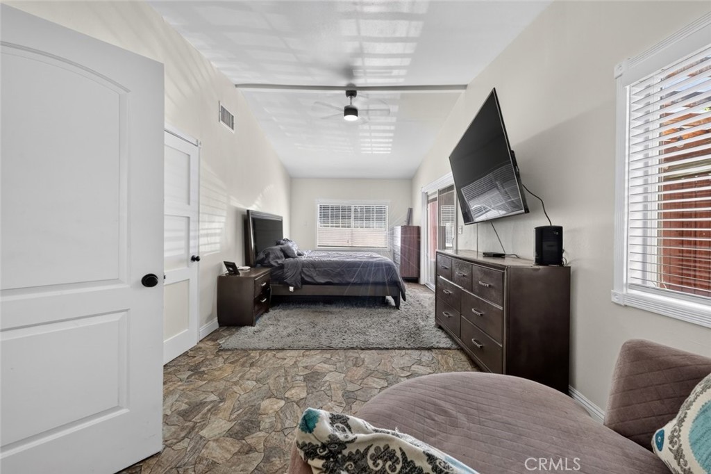 7959 Bothwell Road Property Photo 37