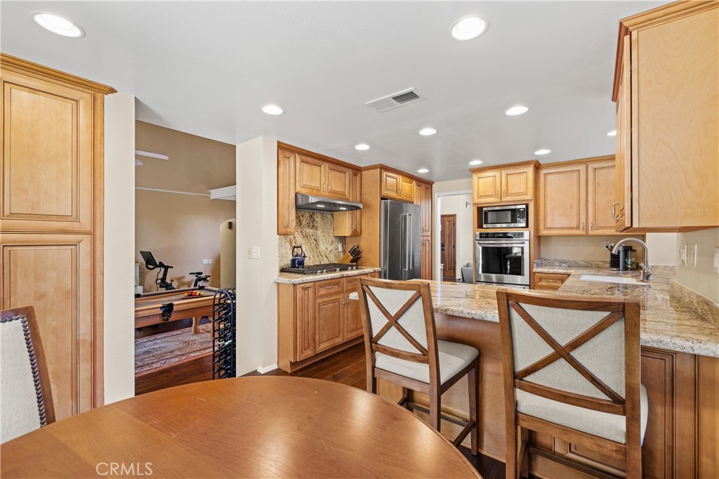 11934 Rexbon Property Photo 13