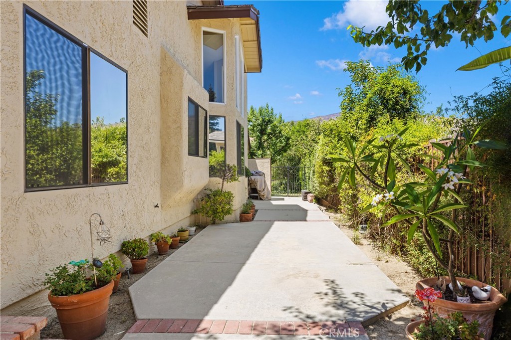 11934 Rexbon Property Photo 42