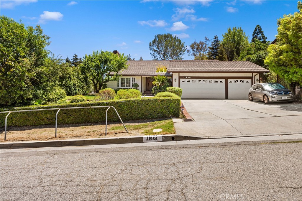 11934 Rexbon Property Photo 43
