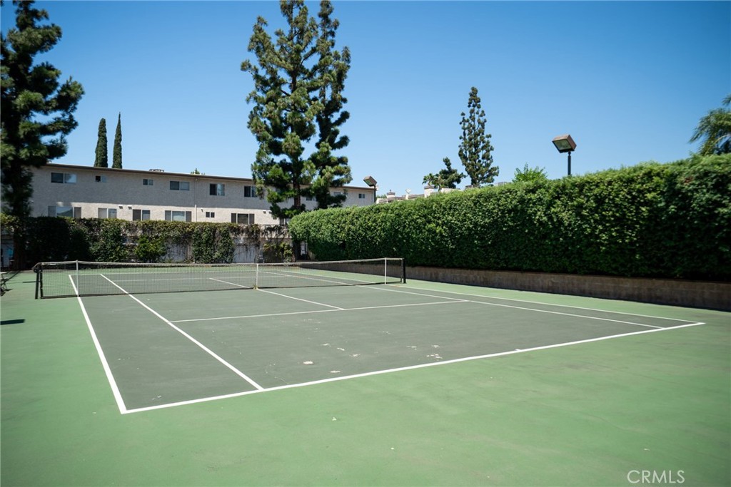 18360 Collins Street L Property Photo 32