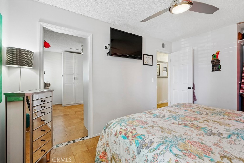 22923 Elkwood Property Photo 21