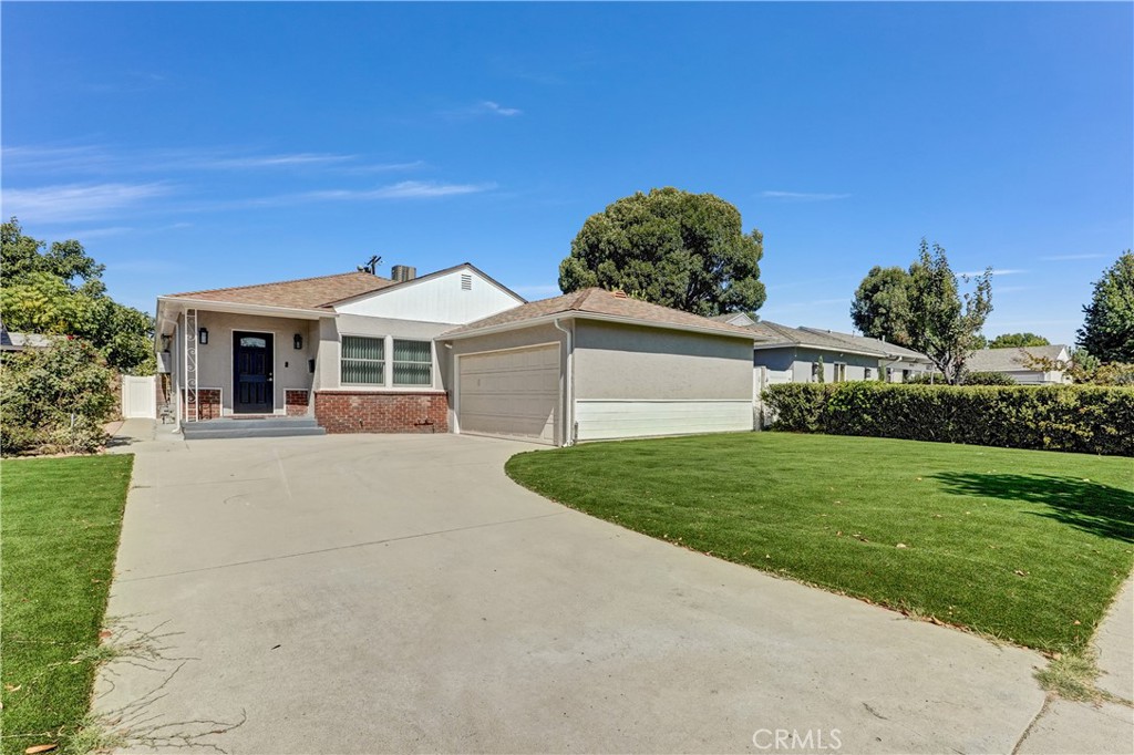 6851 Forbes Property Photo 1