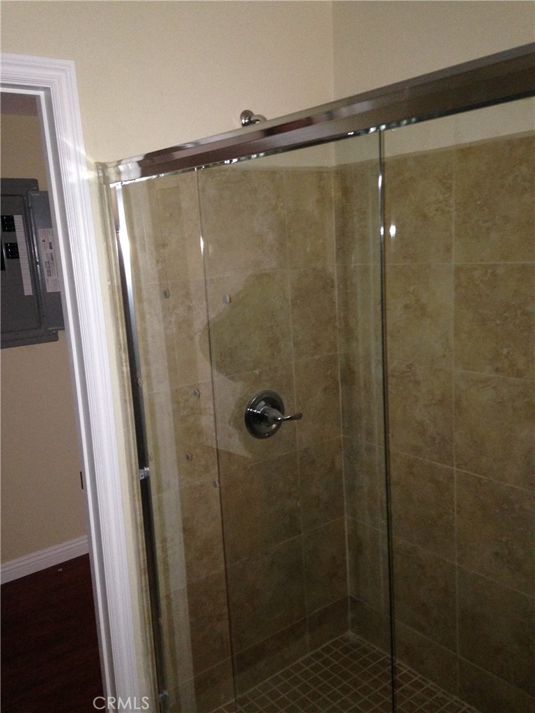15435 Vanowen Property Photo 5
