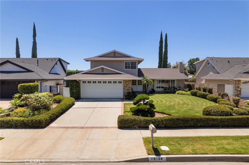 19138 Ludlow Street Property Photo 1