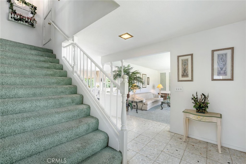 19138 Ludlow Street Property Photo 7