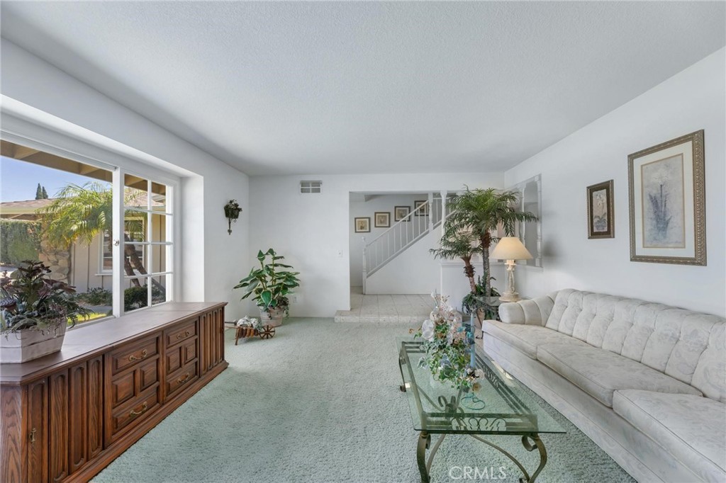 19138 Ludlow Street Property Photo 10