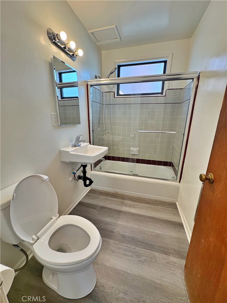 337 S Occidental Boulevard 12 Property Photo 12