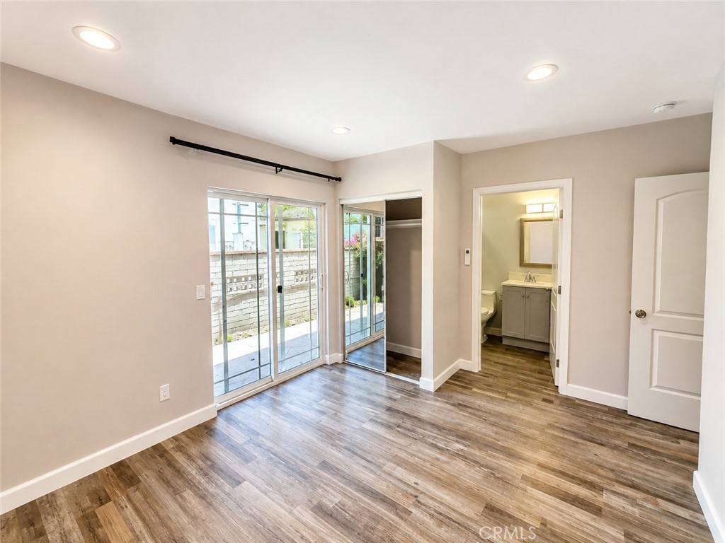 7645 Amestoy Property Photo 9
