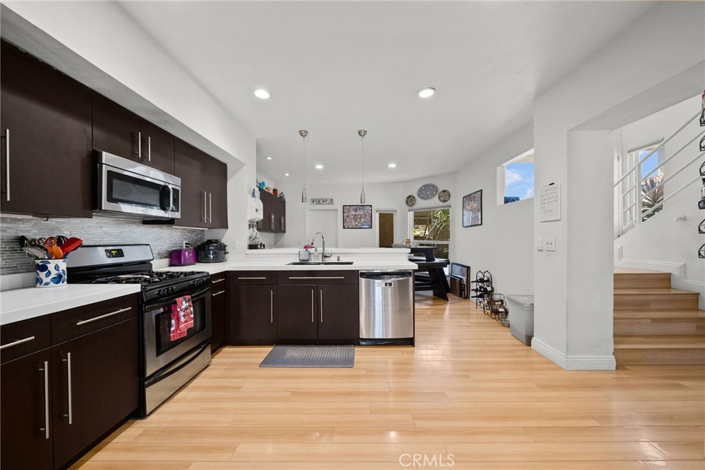 4852 Penrose Property Photo 2