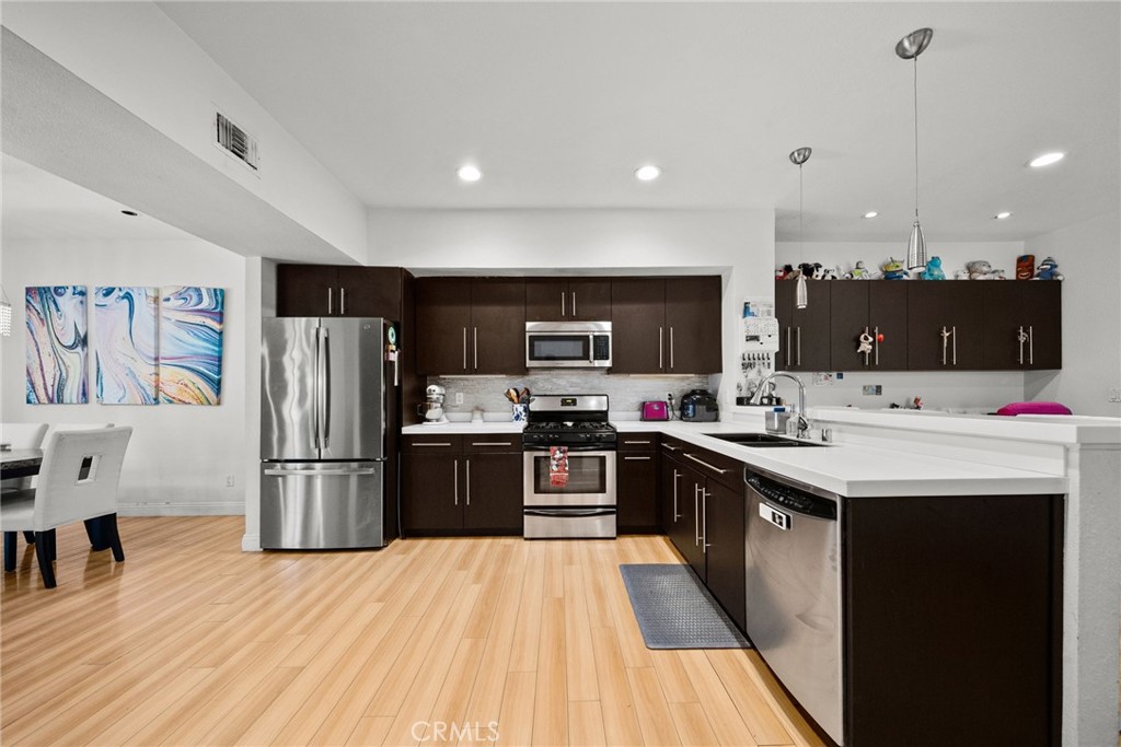 4852 Penrose Property Photo 3