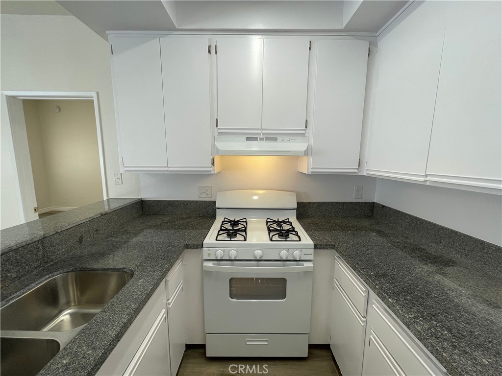 11459 Collins 113 Property Photo 4
