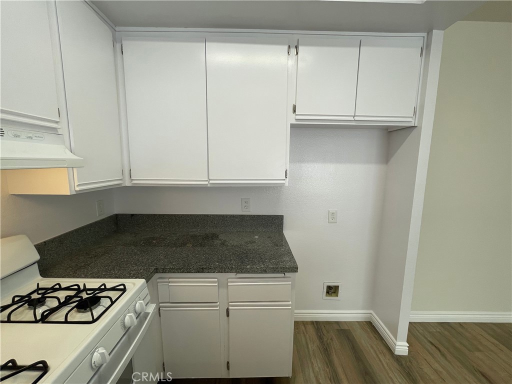 11459 Collins 113 Property Photo 6