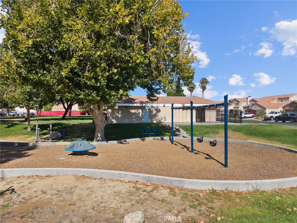 37721 Harvey Street Property Photo 25