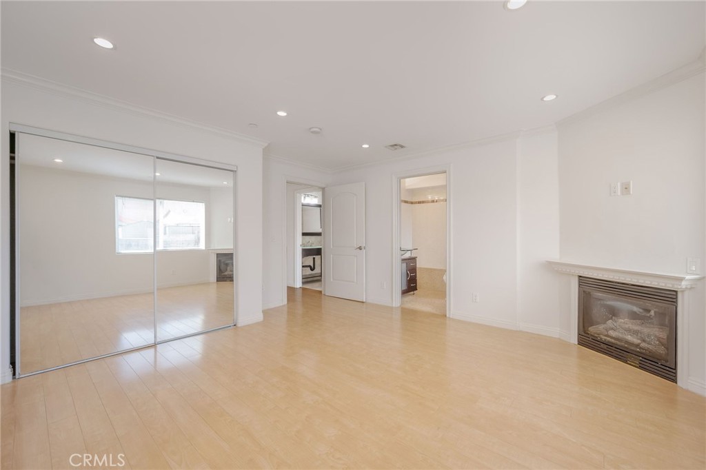 4325 Stern Avenue Property Photo 21