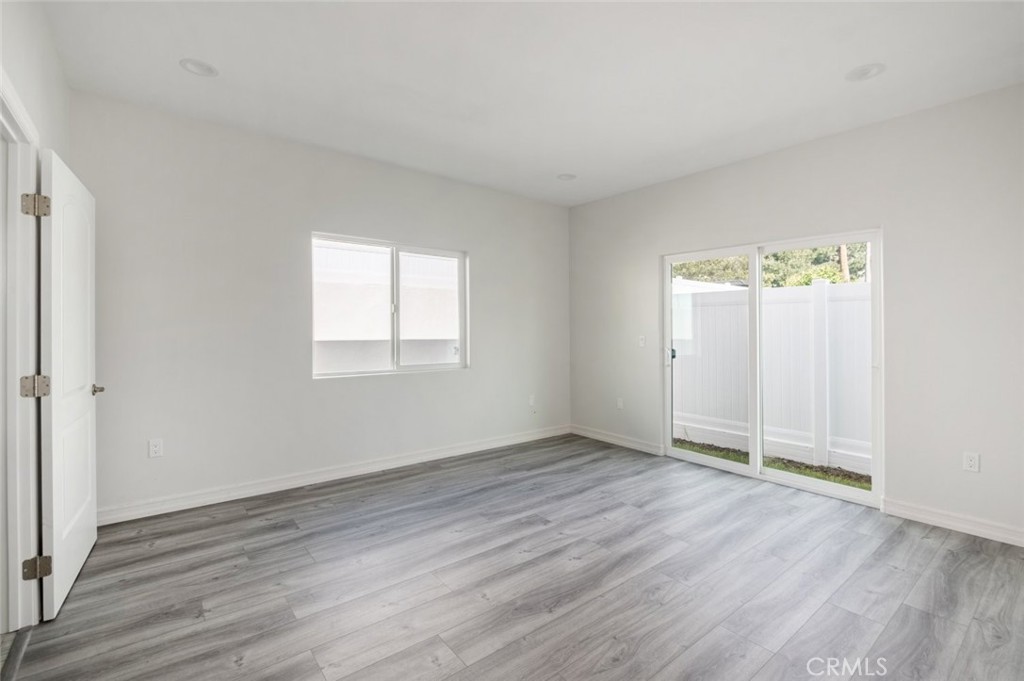 6101 Denny Avenue Property Photo 47