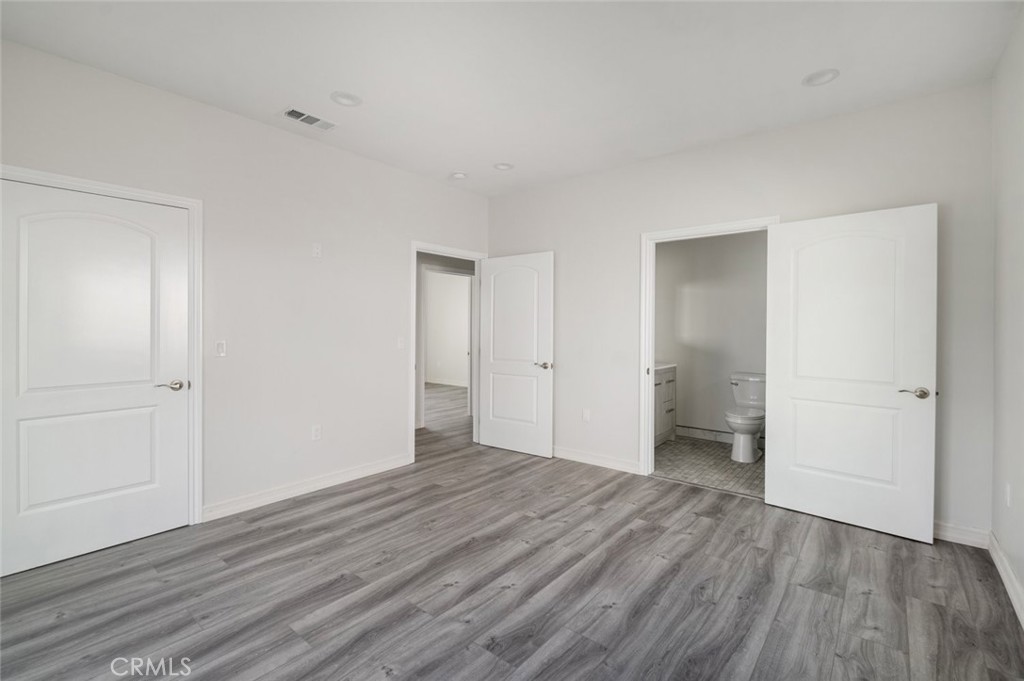 6101 Denny Avenue Property Photo 48
