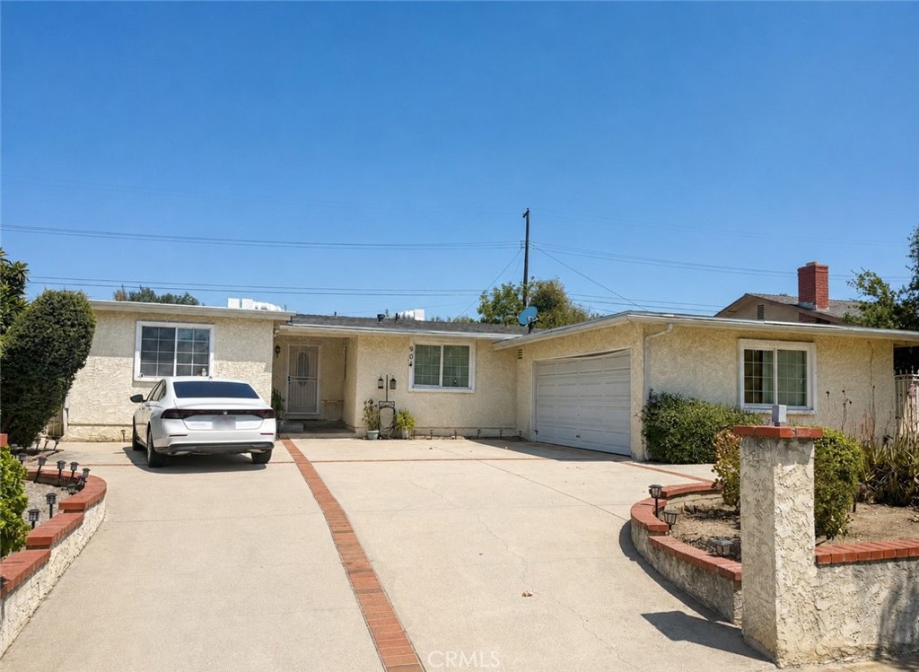 904 S Hollenbeck Street Property Photo 1