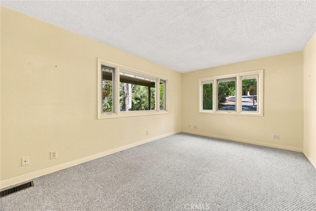 16316 Aleutian Drive Property Photo 20