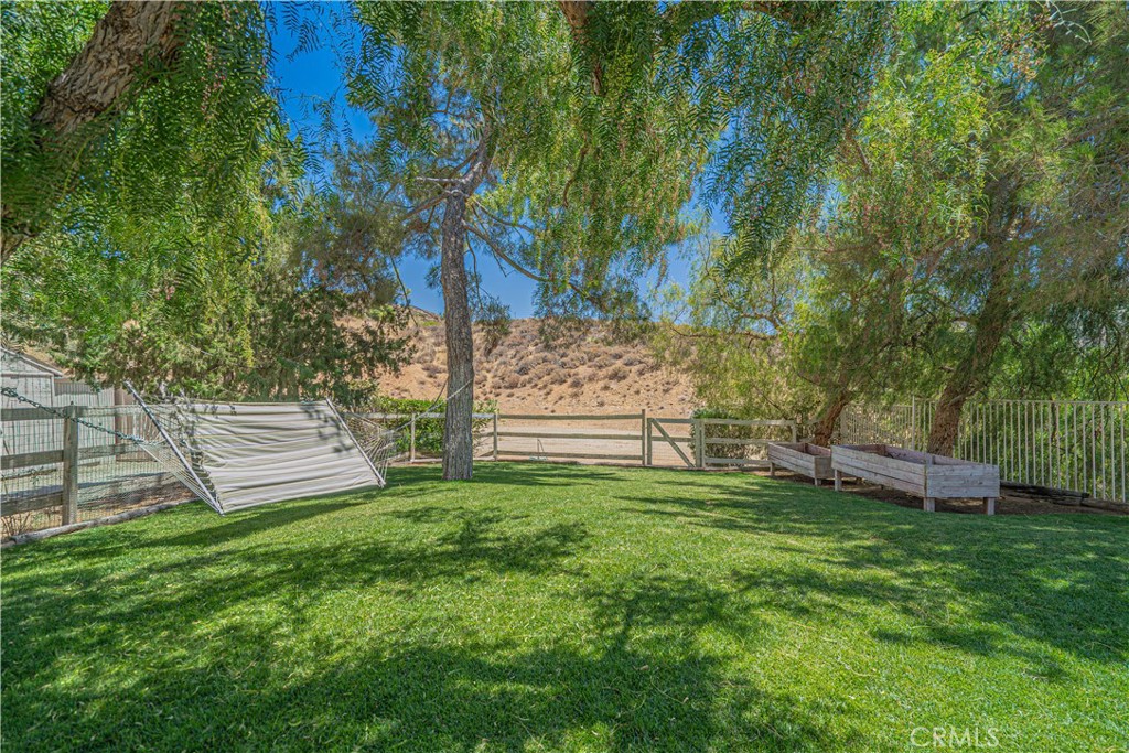 9210 Yucca Hills Property Photo 40