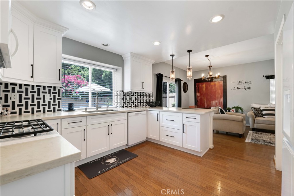 17333 San Jose Street Property Photo 7