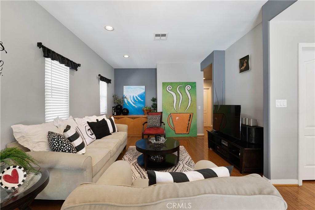 17333 San Jose Street Property Photo 11