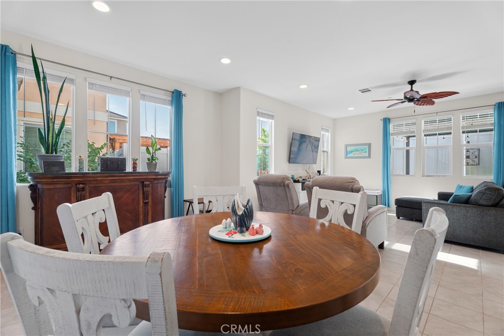 339 Hydrangea Street Property Photo 6