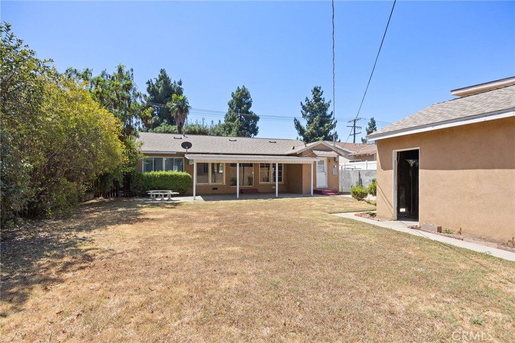 15739 Chatsworth Property Photo 28
