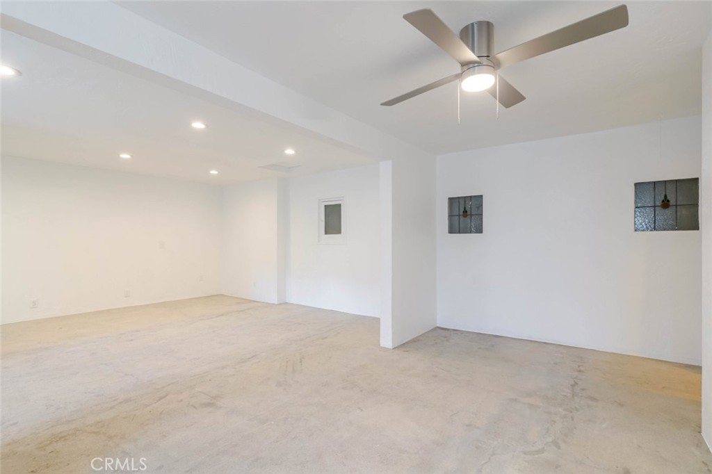 3643 1st Avenue Property Photo 10