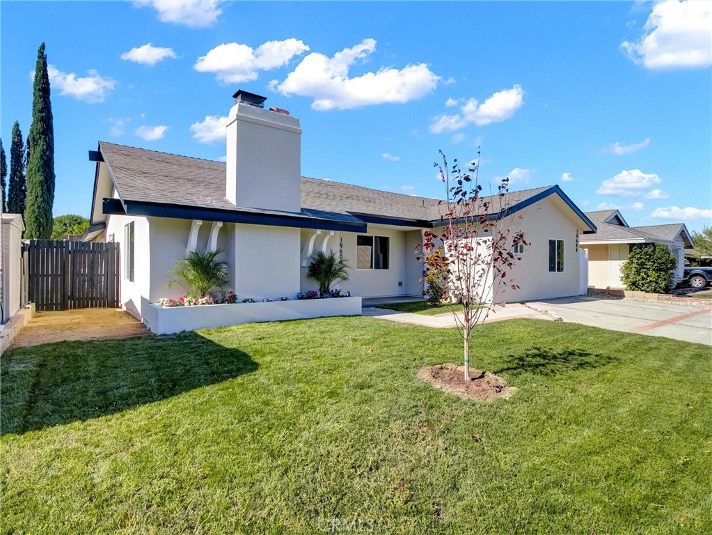 19604 Delight Street Property Photo 1