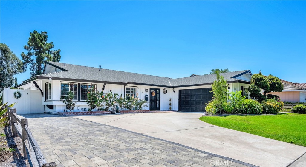 52 Sandra Court Property Photo 1