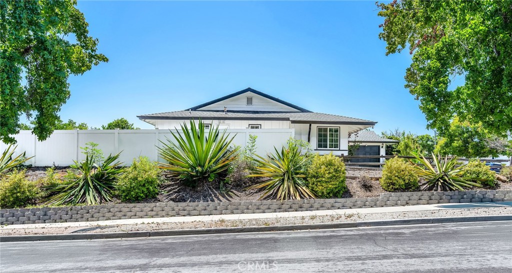 52 Sandra Court Property Photo 27