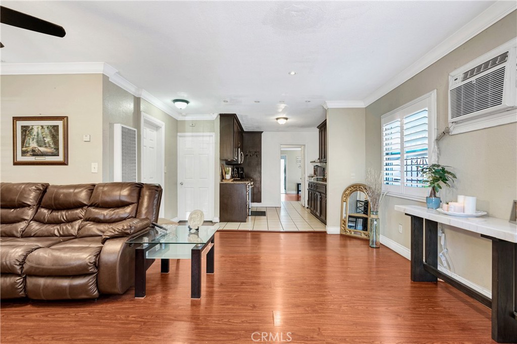 15116 S Lime Avenue Property Photo 15