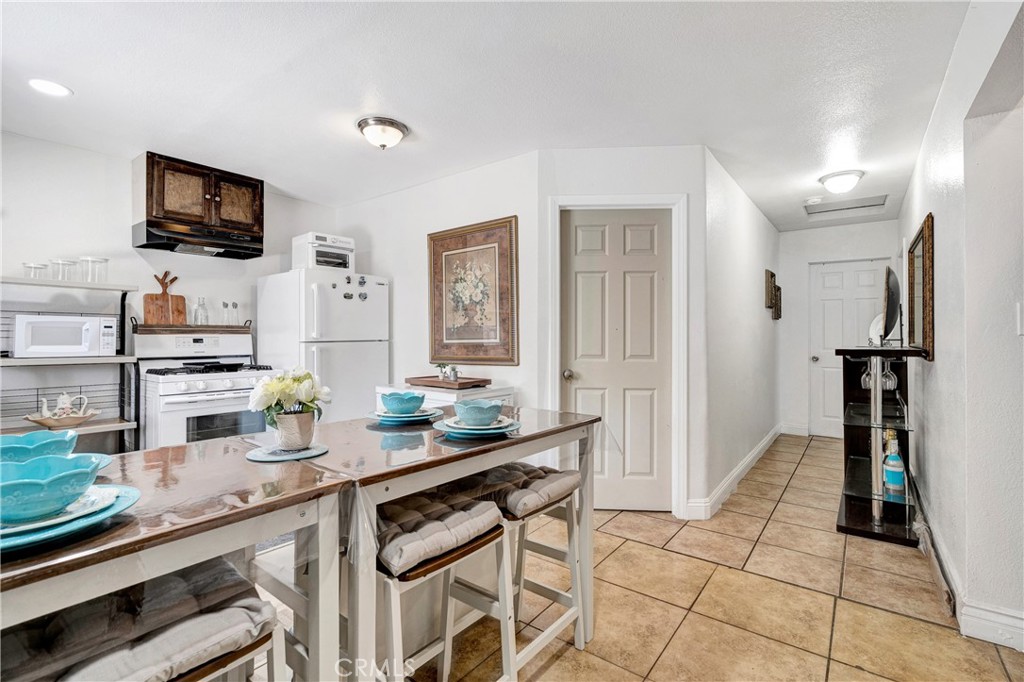 15116 S Lime Avenue Property Photo 37