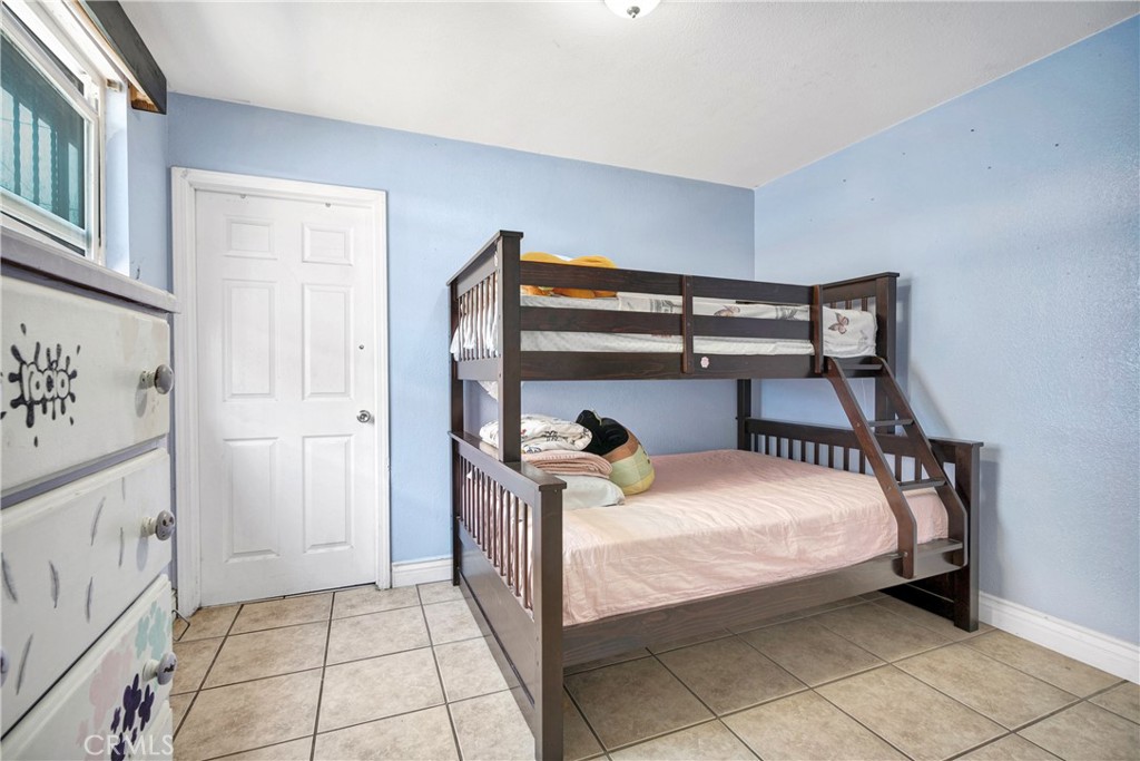 15116 S Lime Avenue Property Photo 39