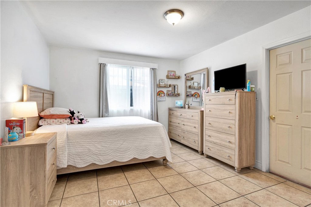 15116 S Lime Avenue Property Photo 42