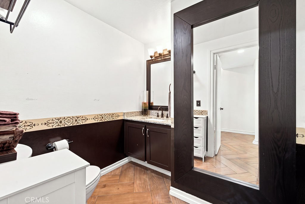 25114 Steinbeck Avenue B Property Photo 34
