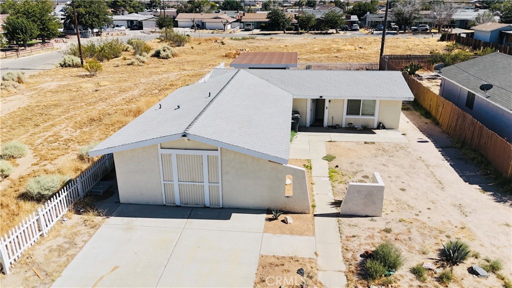 7742 Walpole Property Photo 1