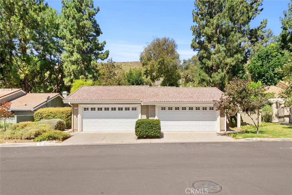 179 Conifer Circle Property Photo 2