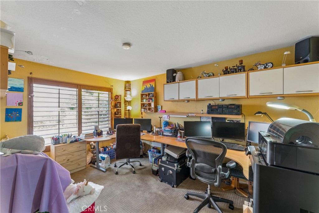 24515 Ebelden Property Photo 25