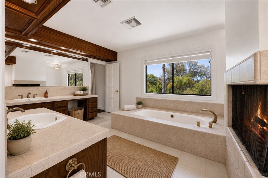 22309 Dolorosa Property Photo 43
