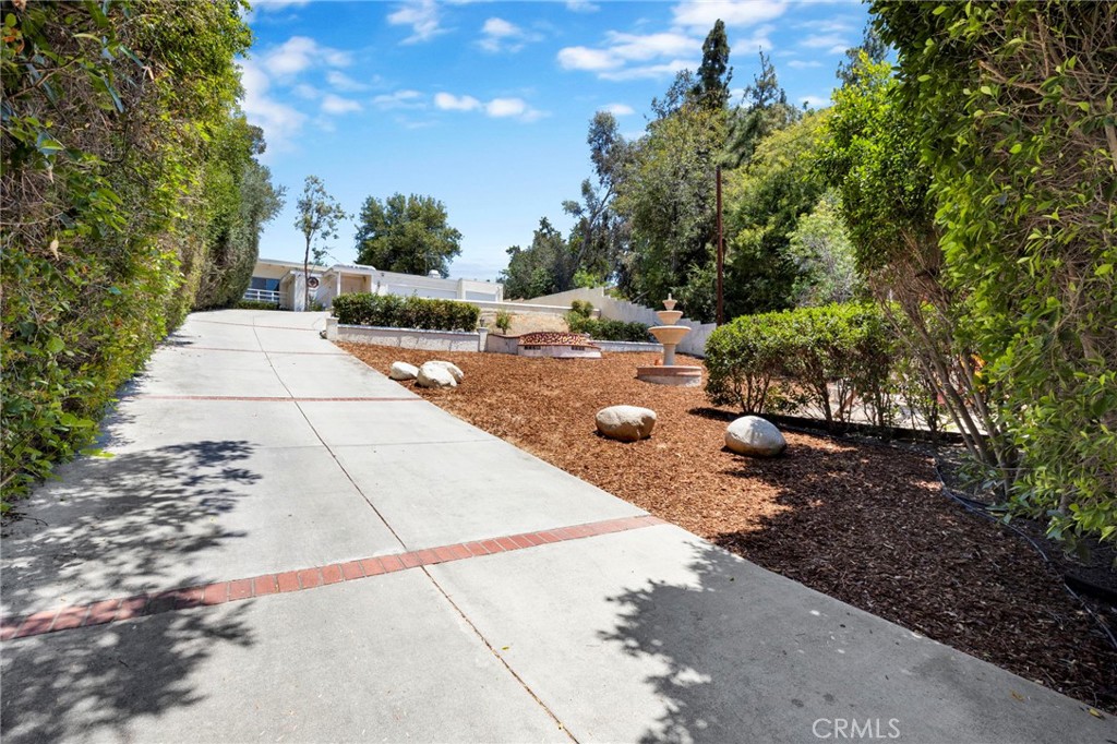 22309 Dolorosa Property Photo 46