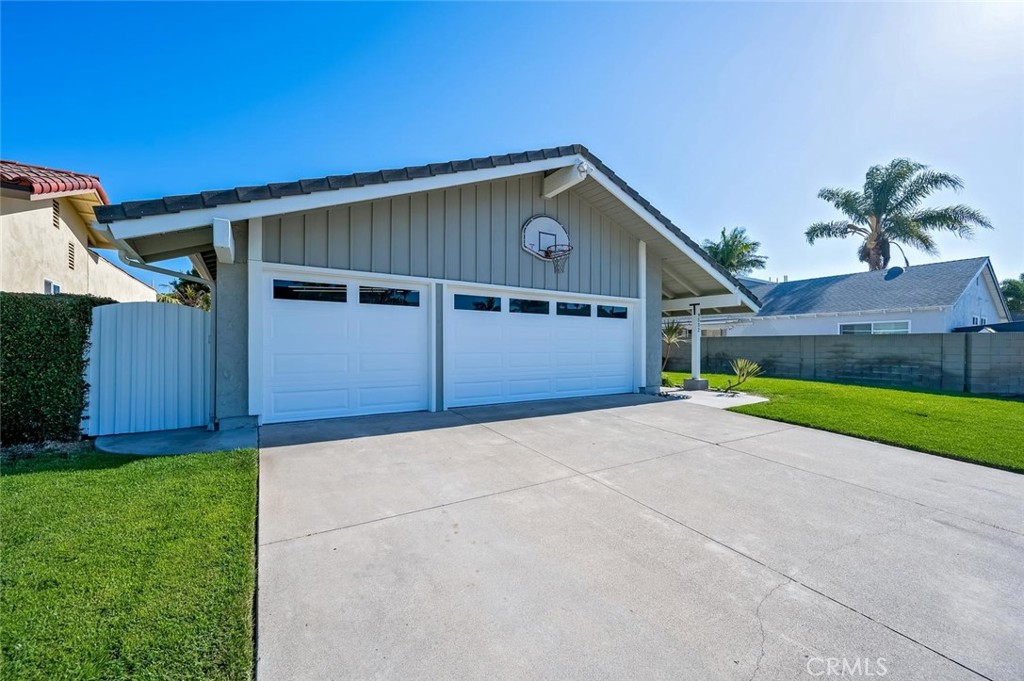 9532 Caithness Property Photo 4