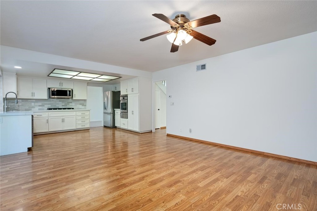 9532 Caithness Property Photo 15