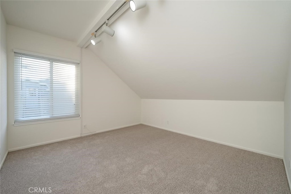 9532 Caithness Property Photo 35