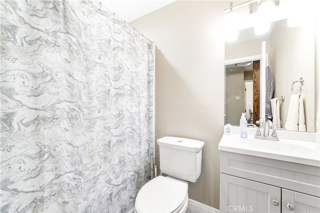 13200 13202 Wentworth Street Property Photo 12