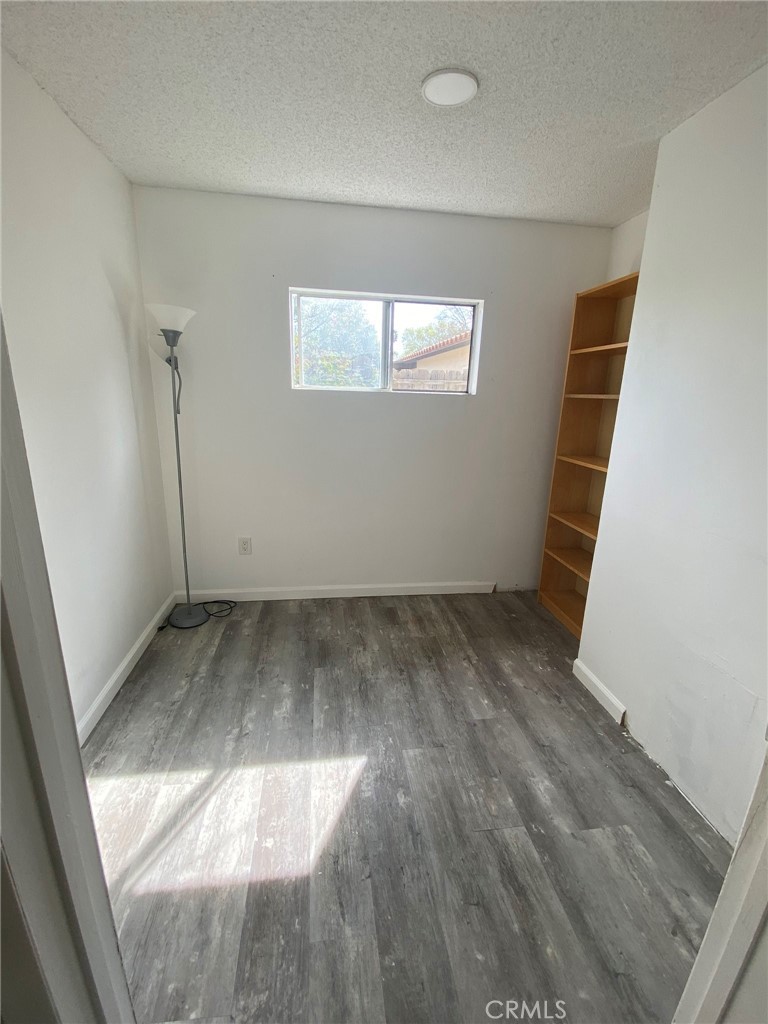 9430 Glade Ave Property Photo 13