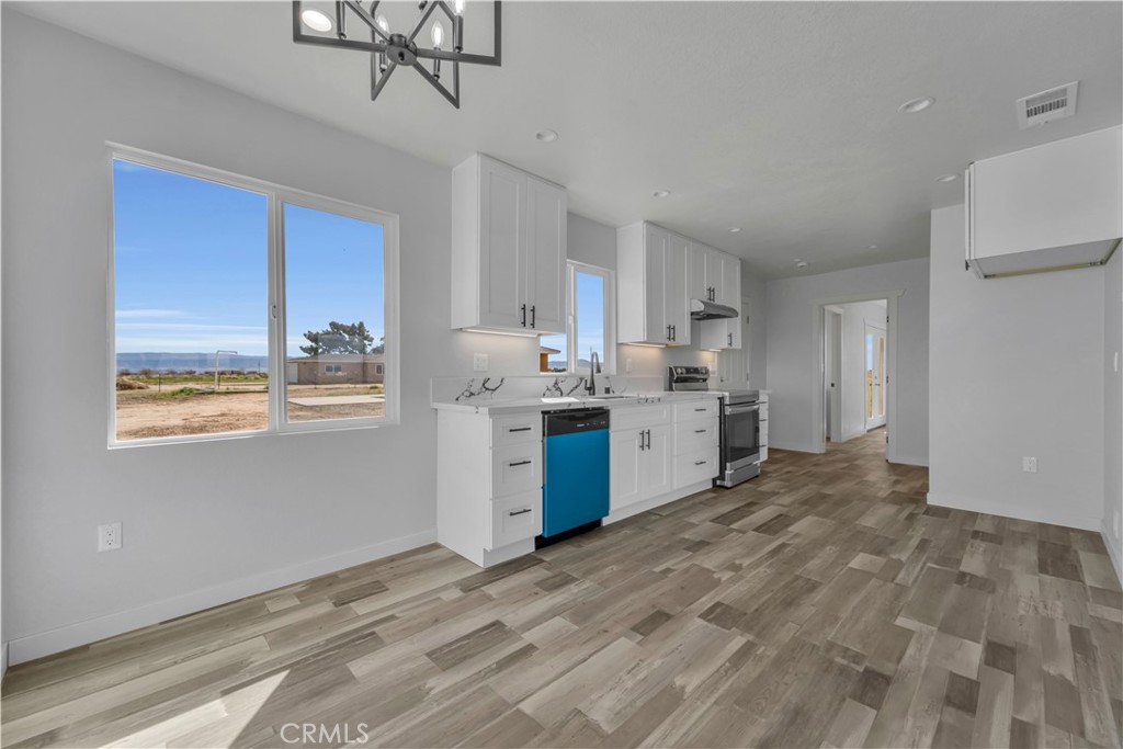 49040 70th Street W Property Photo 9