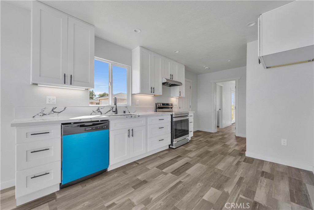 49040 70th Street W Property Photo 11